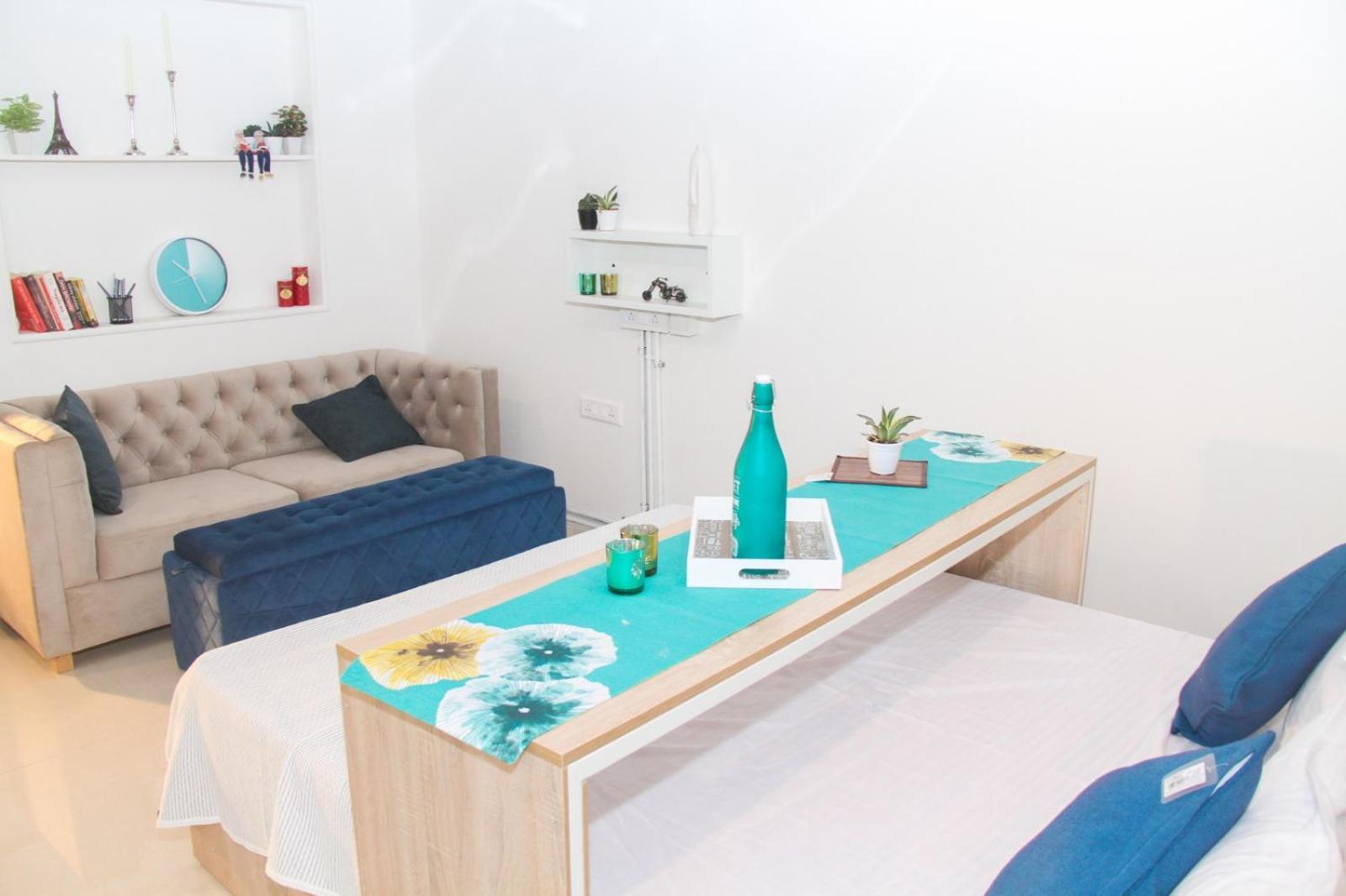 C-Suites Winster Bangalore Luaran gambar